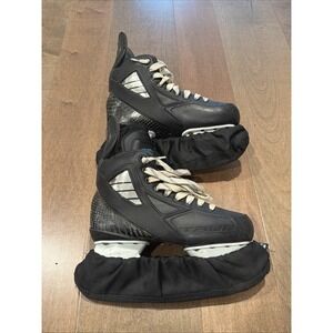 True Catalyst Pro Stock Ice Hockey Skates Used